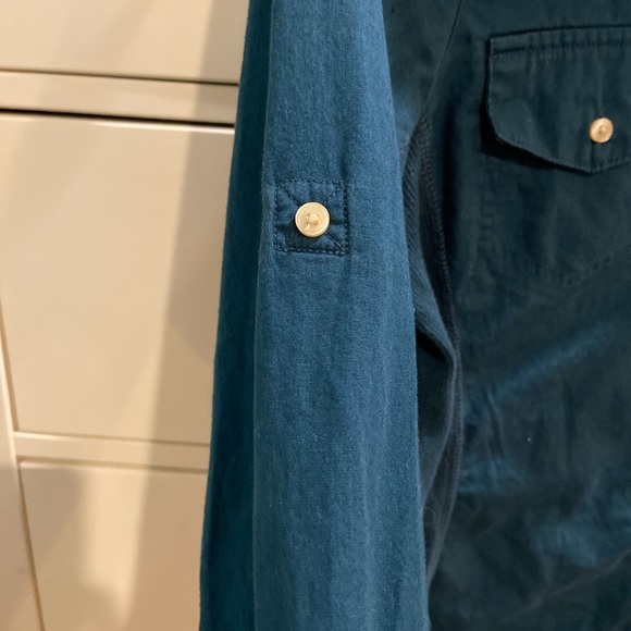 Button down top - Picture 4 of 4